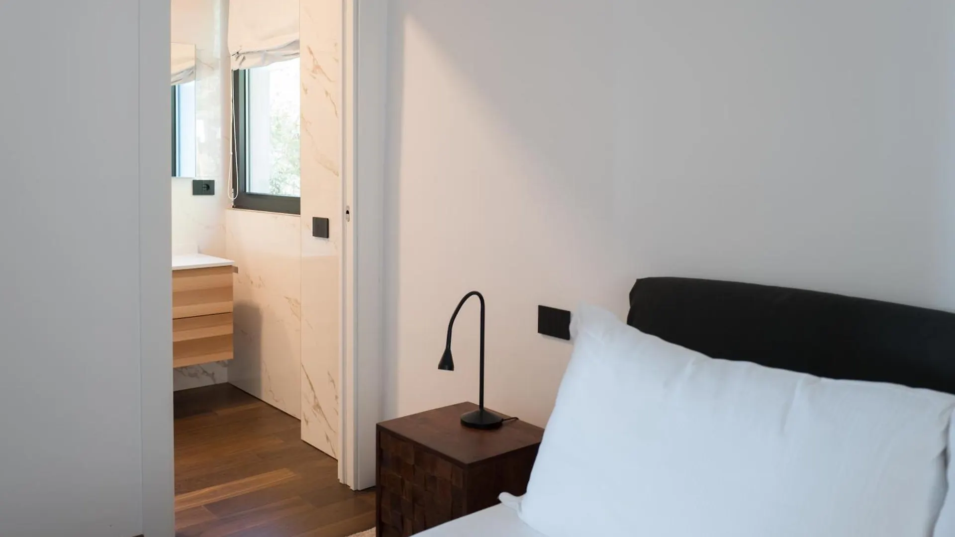 Villa Olivo Blevio 0*,  Italy